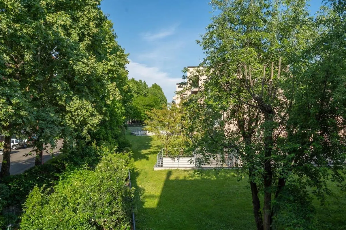 Ferienwohnung San Raffaele-Linate Free Parking Balcony Wifi 4 Pax Mailand Apartment